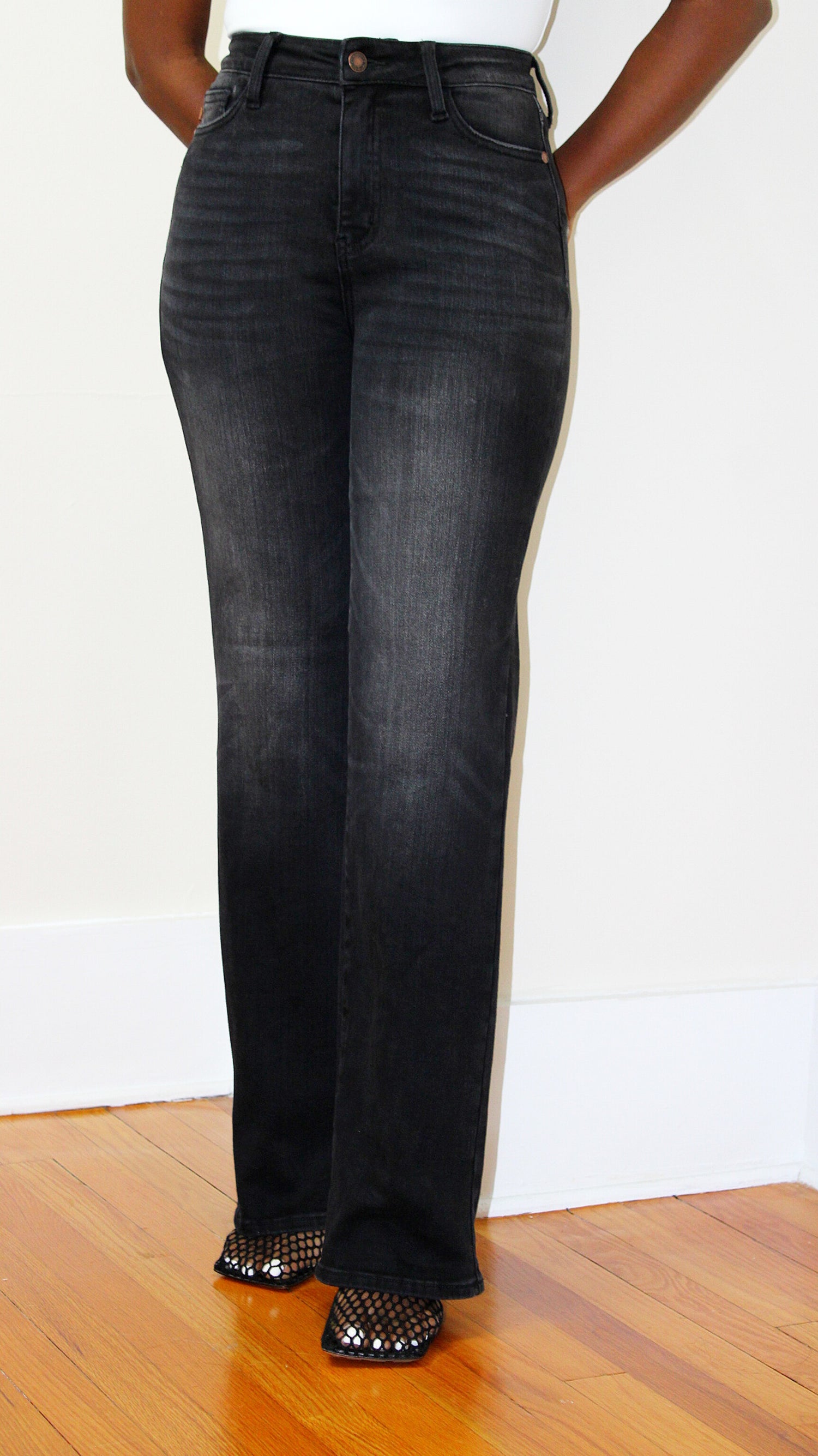 Judy Blue High Waist Classic Straight -Black