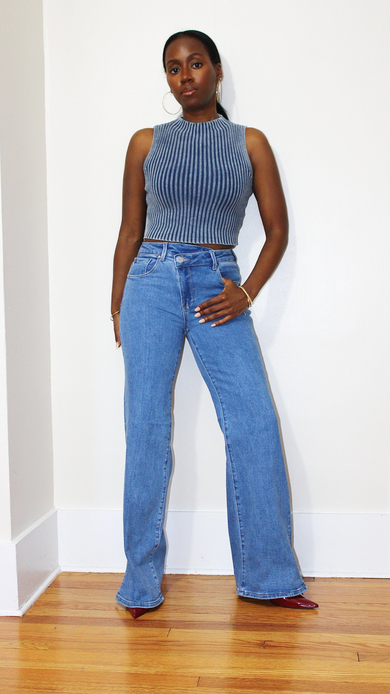 *RISEN*MID RISE CROSS OVER SIDE SLIT STRAIGHT JEANS