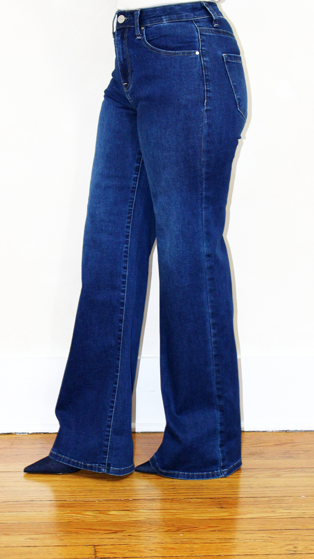 *RISEN* Wide Leg Jeans - Dark Wash