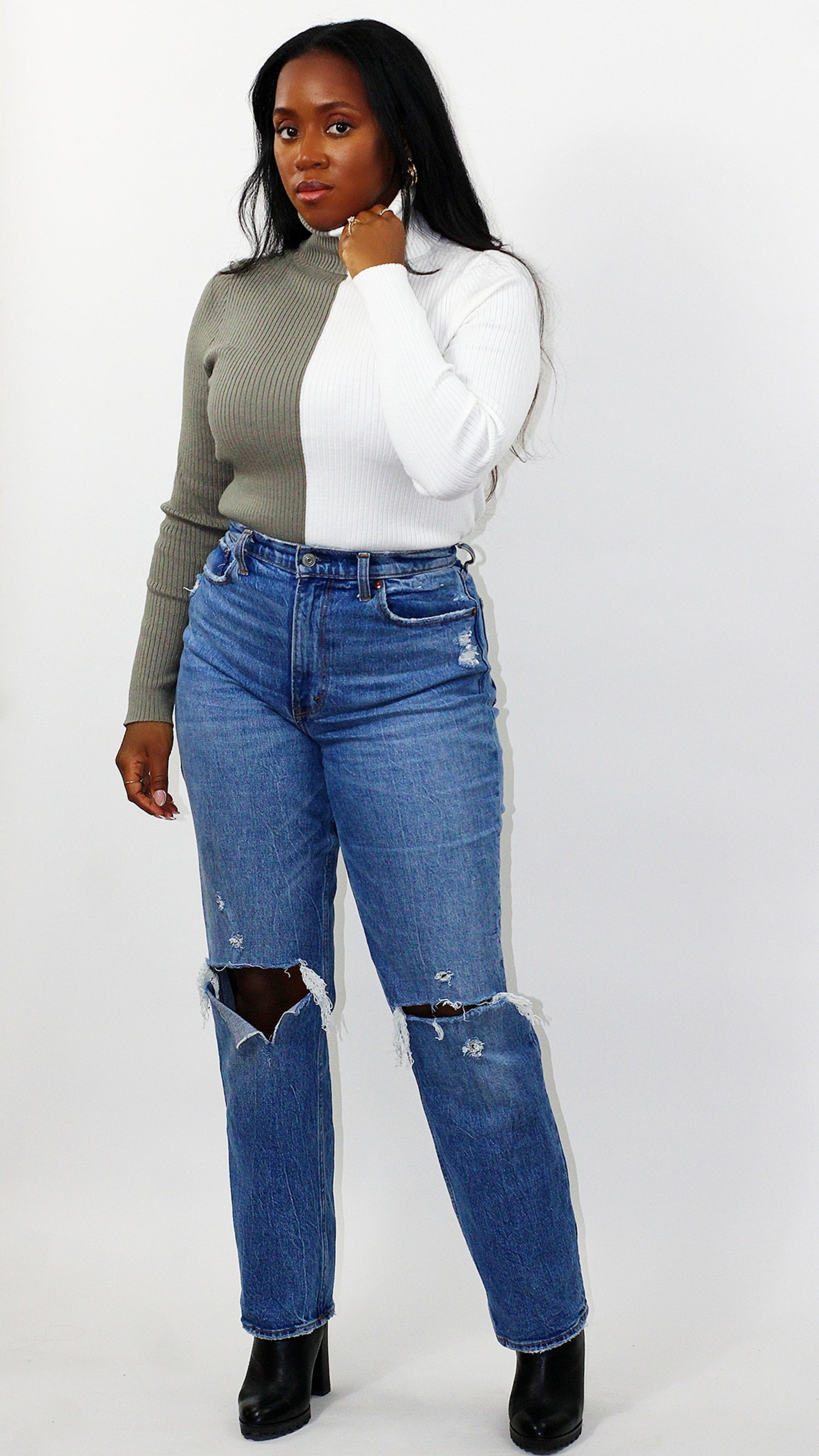 Color Block Ribbed Turtleneck - Moss/Ivory