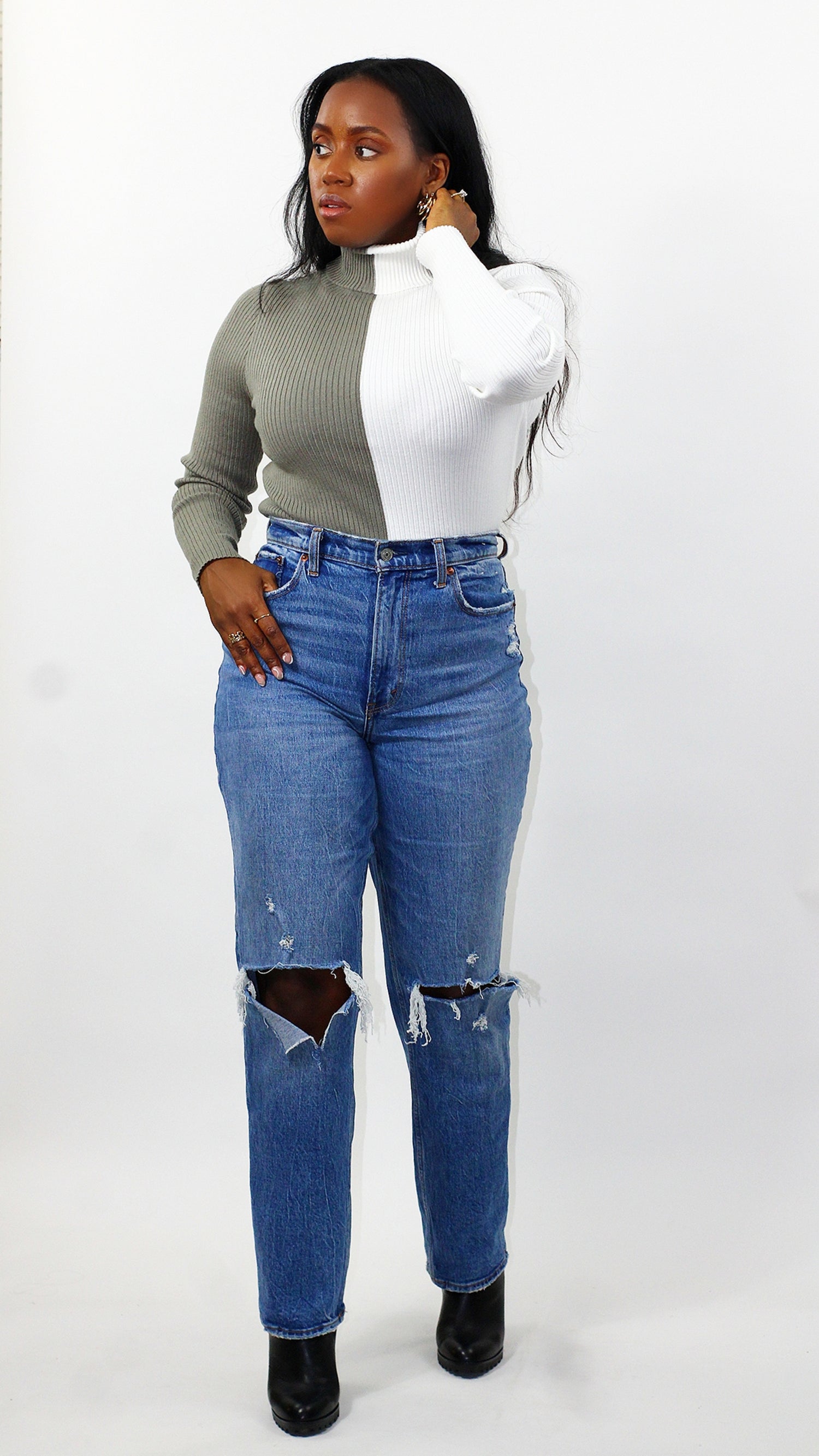 Color Block Ribbed Turtleneck - Moss/Ivory