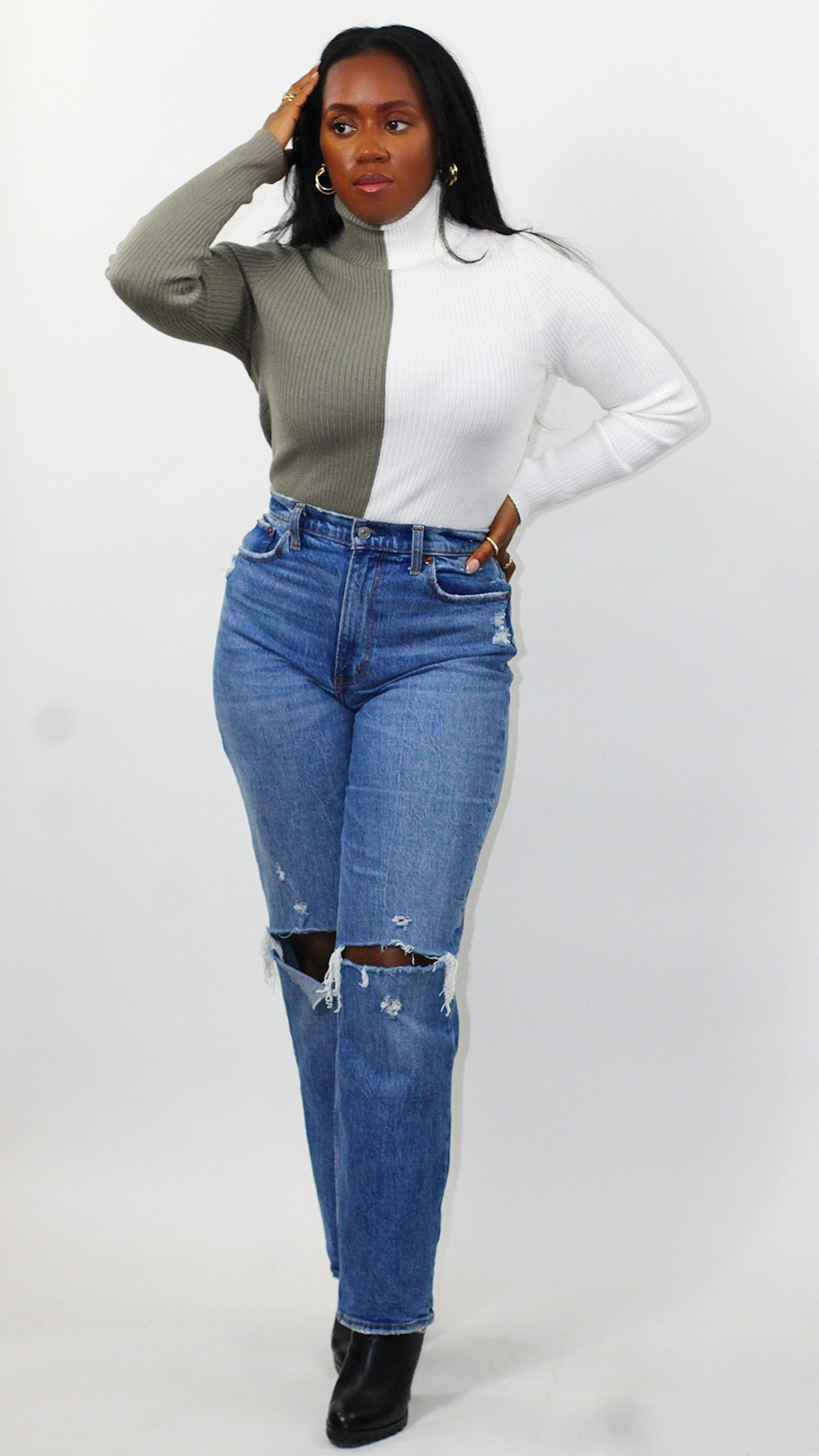 Color Block Ribbed Turtleneck - Moss/Ivory